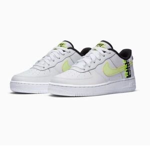 NIKE AIR FORCE 1 LV8 1 WORLDWIDE PACK WHITE AUTHENTIC SHOES SIZE W 8.5/Y 7